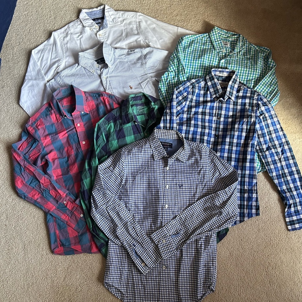 !! LOT !! (7) Assorted button down shirts